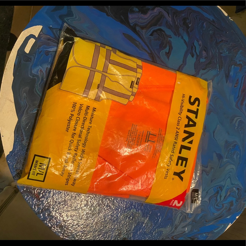 Men’s safety vest .